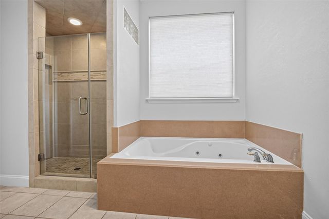 10310 Chevy Chase Drive, Houston, TX 77042