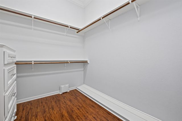 10310 Chevy Chase Drive, Houston, TX 77042
