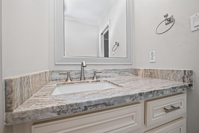 10310 Chevy Chase Drive, Houston, TX 77042