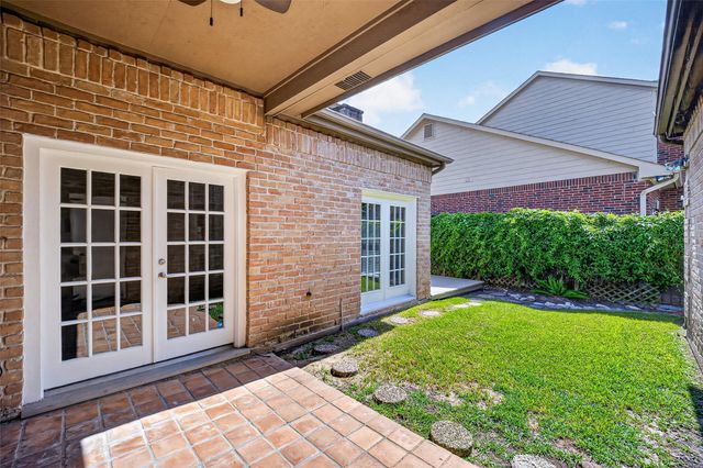 10310 Chevy Chase Drive, Houston, TX 77042