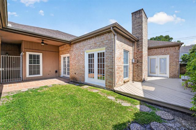 10310 Chevy Chase Drive, Houston, TX 77042