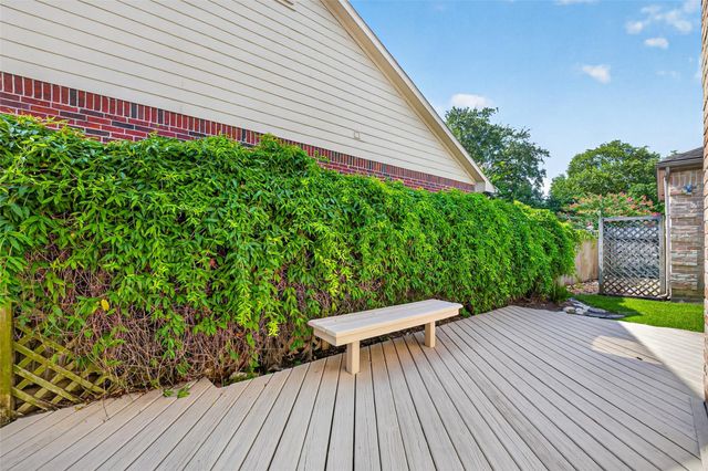 10310 Chevy Chase Drive, Houston, TX 77042