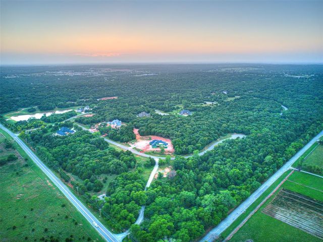 6908 Split Fence Lane, Edmond, OK 73034