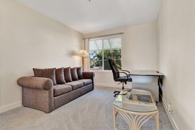 1555 N Chaparral Road 207, Palm Springs, CA 92262