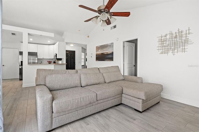 12714 TROWBRIDGE LANE, Tampa, FL 33624