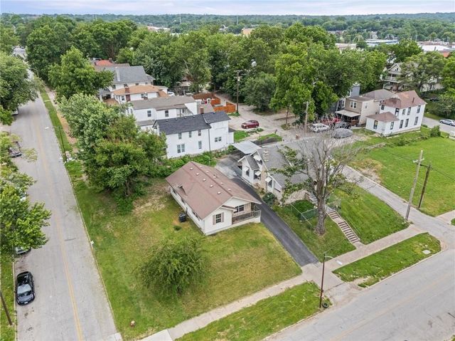 800 N 9th Street, Kansas City, KS 66101