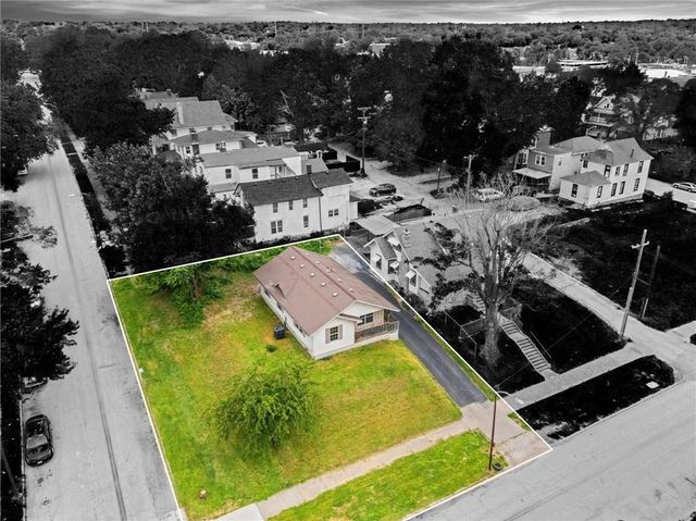 800 N 9th Street, Kansas City, KS 66101