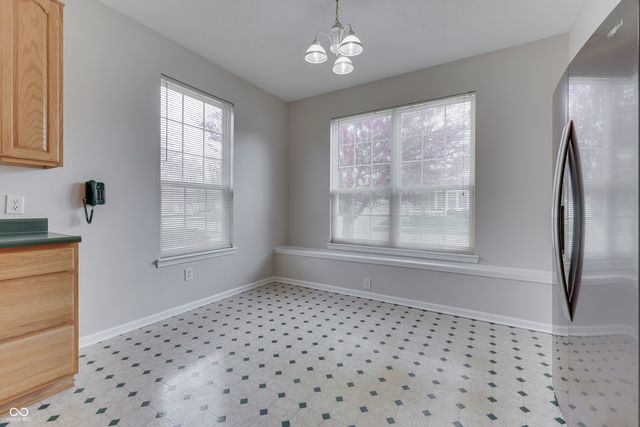 1124 Lincoln Park East Drive, Greenwood, IN 46142