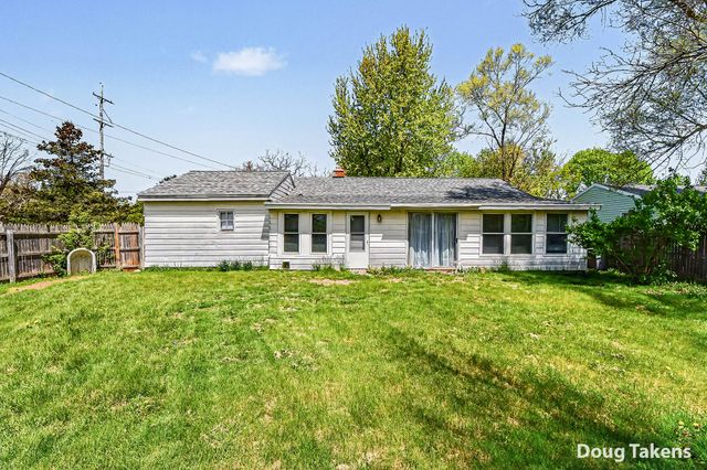 527 W Ellis Street, Belding, MI 48809