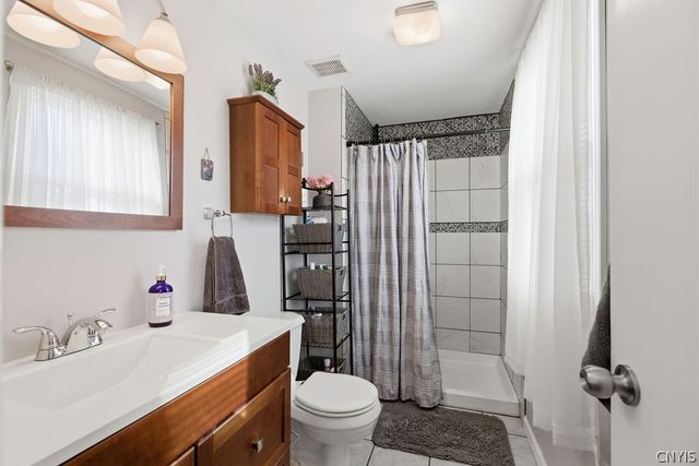 7105 Lakemist Drive, Cicero, NY 13039