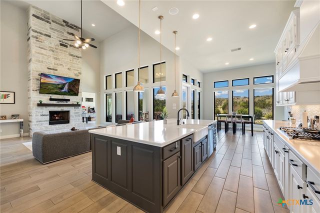 1647 Bussola, New Braunfels, TX 78132