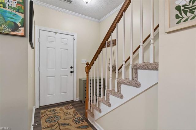 1526 Creek CT, Williamsburg, VA 23185