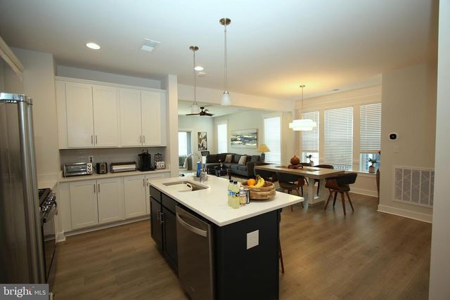 391 HERITAGE SHORES CIR, Bridgeville, DE 19933