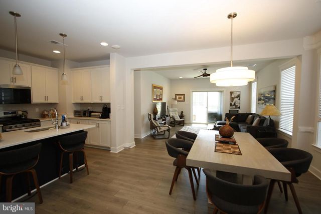 391 HERITAGE SHORES CIR, Bridgeville, DE 19933