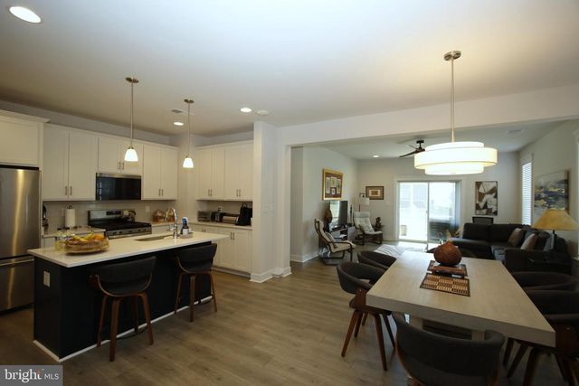391 HERITAGE SHORES CIR, Bridgeville, DE 19933