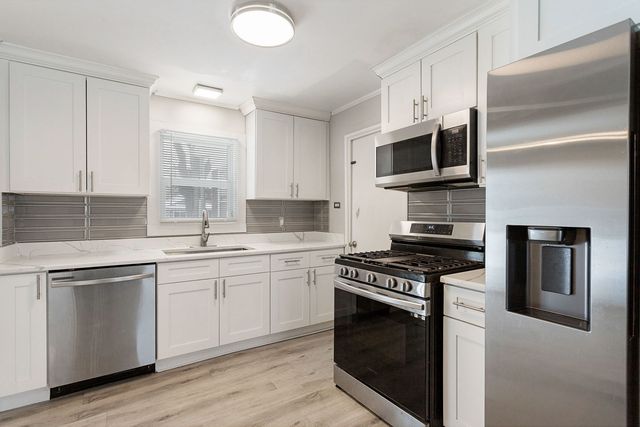 319 Indianwood Boulevard, Park Forest, IL 60466