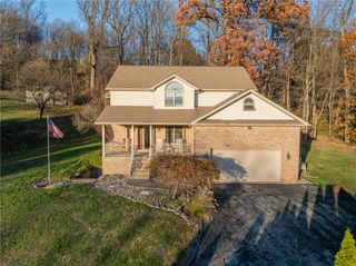 933 Jamell Dr, Unity Twp, PA 15601