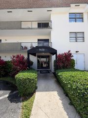 9020 NE 8th Ave 1D, Miami Shores, FL 33138