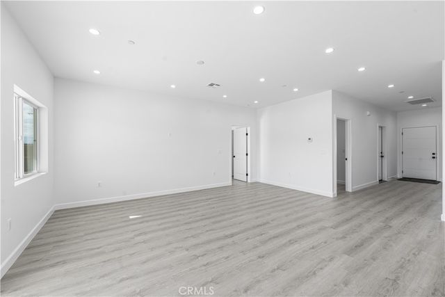 8624 Forest Blvd, California City, CA 93505