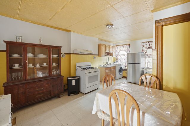 343 GATES Avenue, New York City, NY 11216
