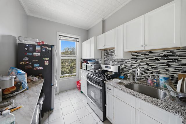 343 GATES Avenue, New York City, NY 11216
