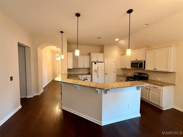 9178 WHITE POPLAR Circle, Pike Road, AL 36064