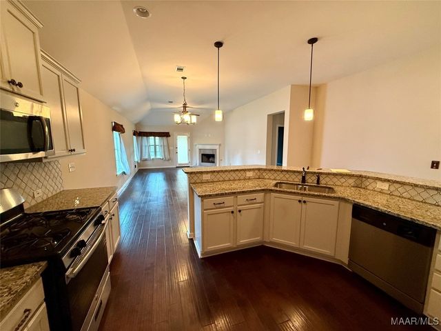 9178 WHITE POPLAR Circle, Pike Road, AL 36064