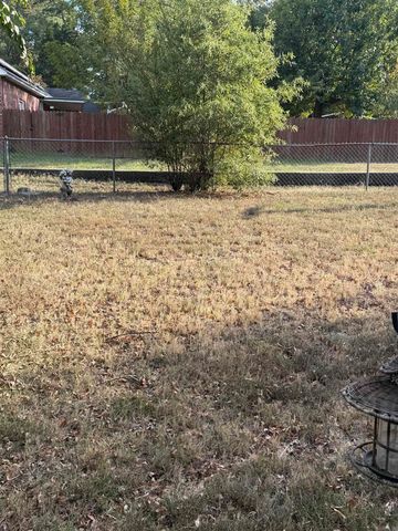 3 Weatherstone, Searcy, AR 72143