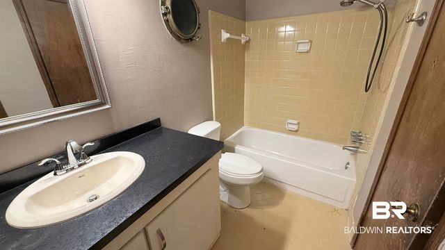 4131 Springdale Road, Mobile, AL 36609