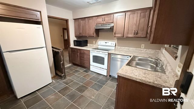 4131 Springdale Road, Mobile, AL 36609