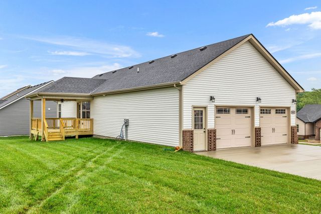 16 Echo Ridge, Oak Grove, KY 42262