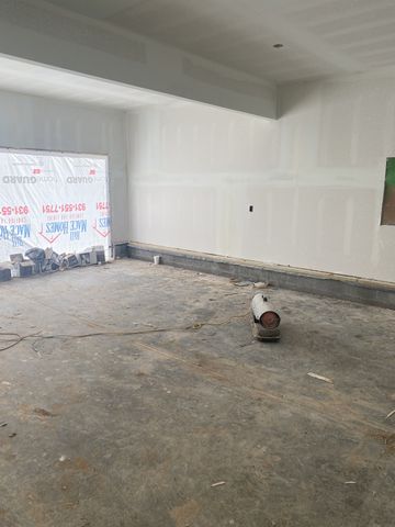 16 Echo Ridge, Oak Grove, KY 42262