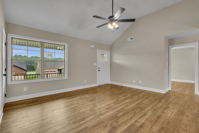 16 Echo Ridge, Oak Grove, KY 42262