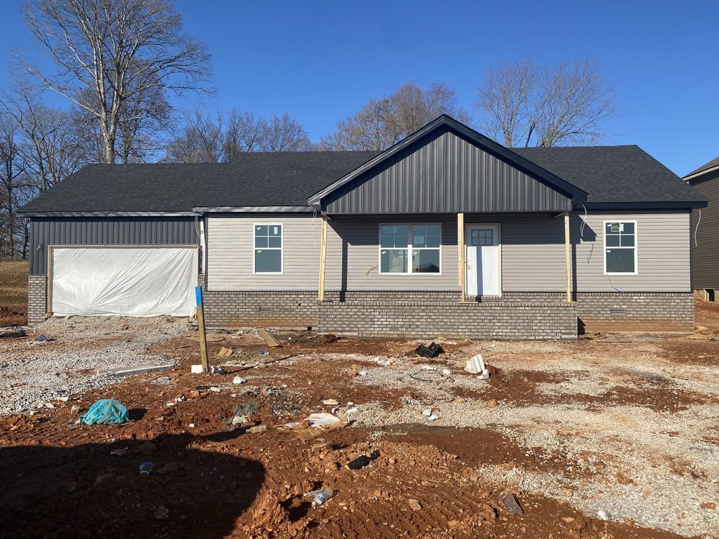 16 Echo Ridge, Oak Grove, KY 42262