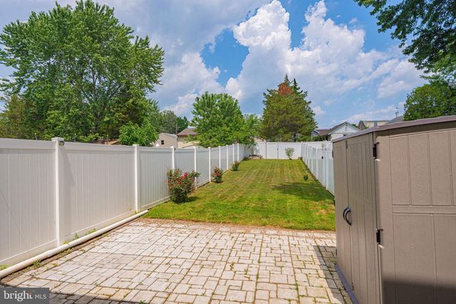 418 JACKSON ST, Pennsburg, PA 18073