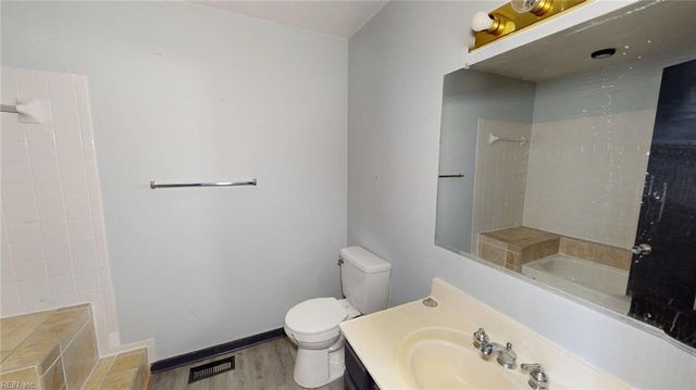 367 Bridgewater DR, Newport News, VA 23603