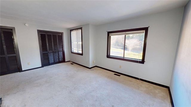 367 Bridgewater DR, Newport News, VA 23603