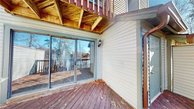 367 Bridgewater DR, Newport News, VA 23603