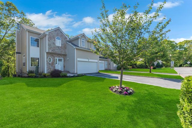 3 Sunflower Ridge Road, South Setauket, NY 11720