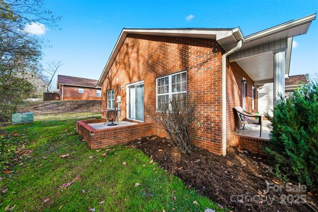 102 Brandywine Drive NE T1, Conover, NC 28613