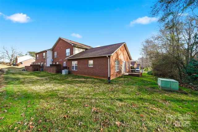 102 Brandywine Drive NE T1, Conover, NC 28613