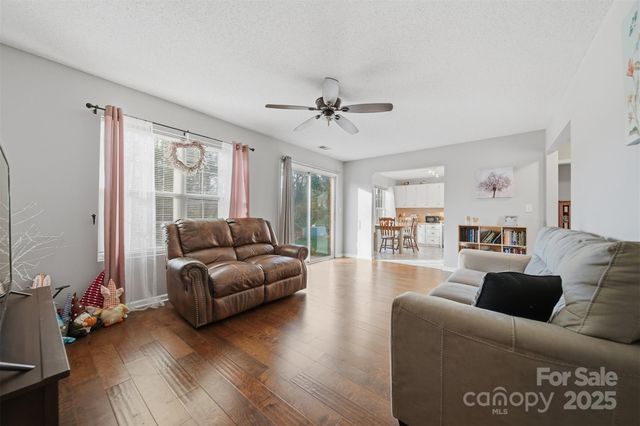 102 Brandywine Drive NE T1, Conover, NC 28613