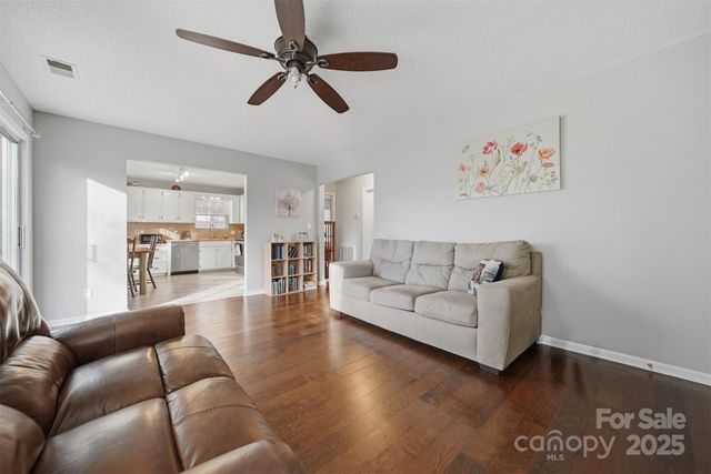 102 Brandywine Drive NE T1, Conover, NC 28613