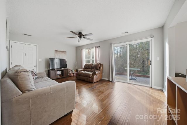 102 Brandywine Drive NE T1, Conover, NC 28613