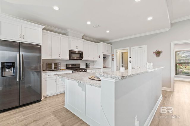 9388 Pembrook Loop, Fairhope, AL 36532