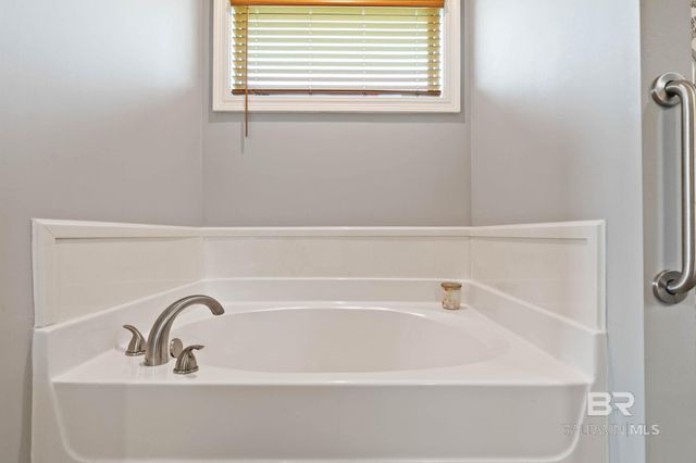 9388 Pembrook Loop, Fairhope, AL 36532