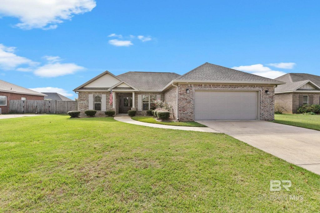 9388 Pembrook Loop, Fairhope, AL 36532