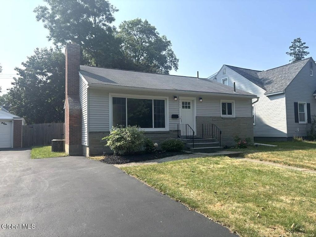 1369 Baker Avenue, Schenectady, NY 12309