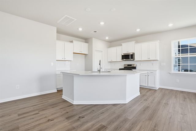 126 Farmwell Drive, Woodruff, SC 29388