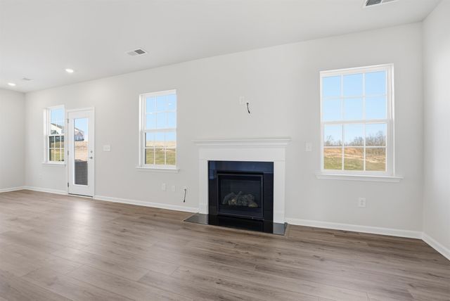 126 Farmwell Drive, Woodruff, SC 29388